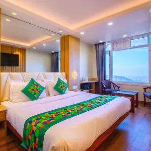 3* Hotel Treebo Varuna With Mountain View