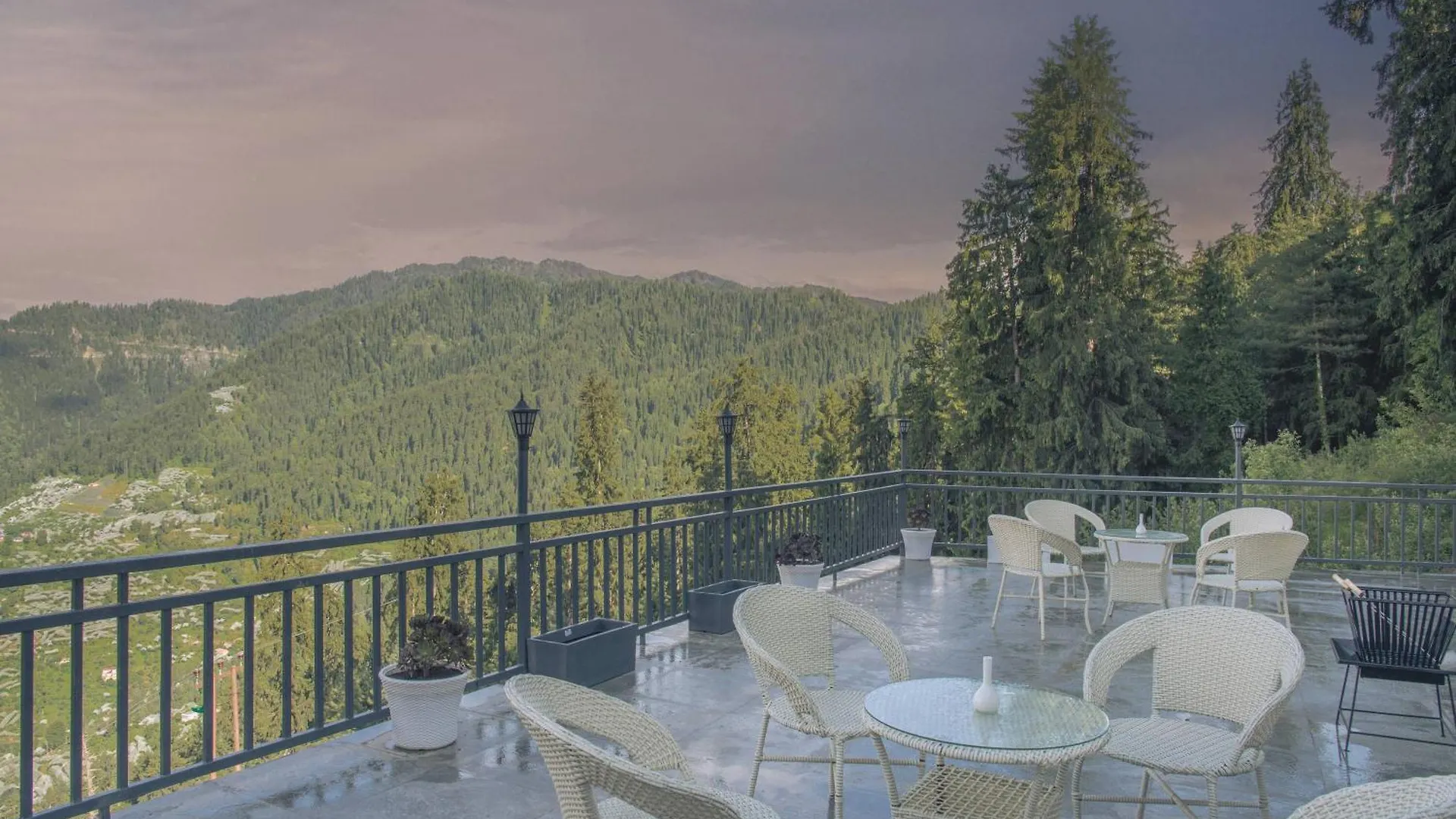 Echor Heritage Retreat Shimla 3*,  India